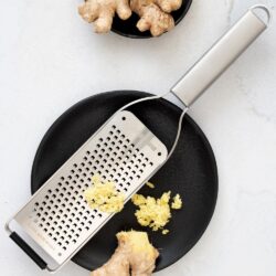microplane-grob-professional-serie-reibe-ingwer
