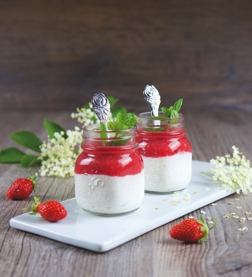 holunderbluetencreme mit erdbeeren rezept happy vita