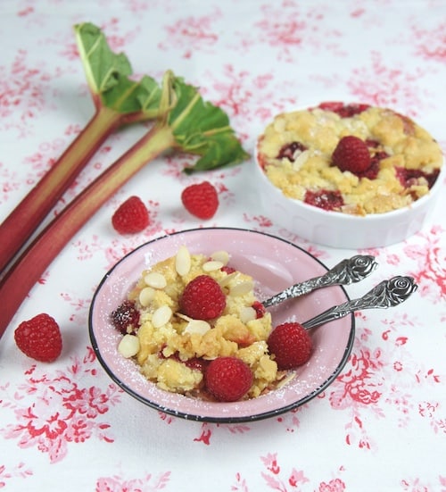 rhabarber himbeerr crumble rezept happy vita